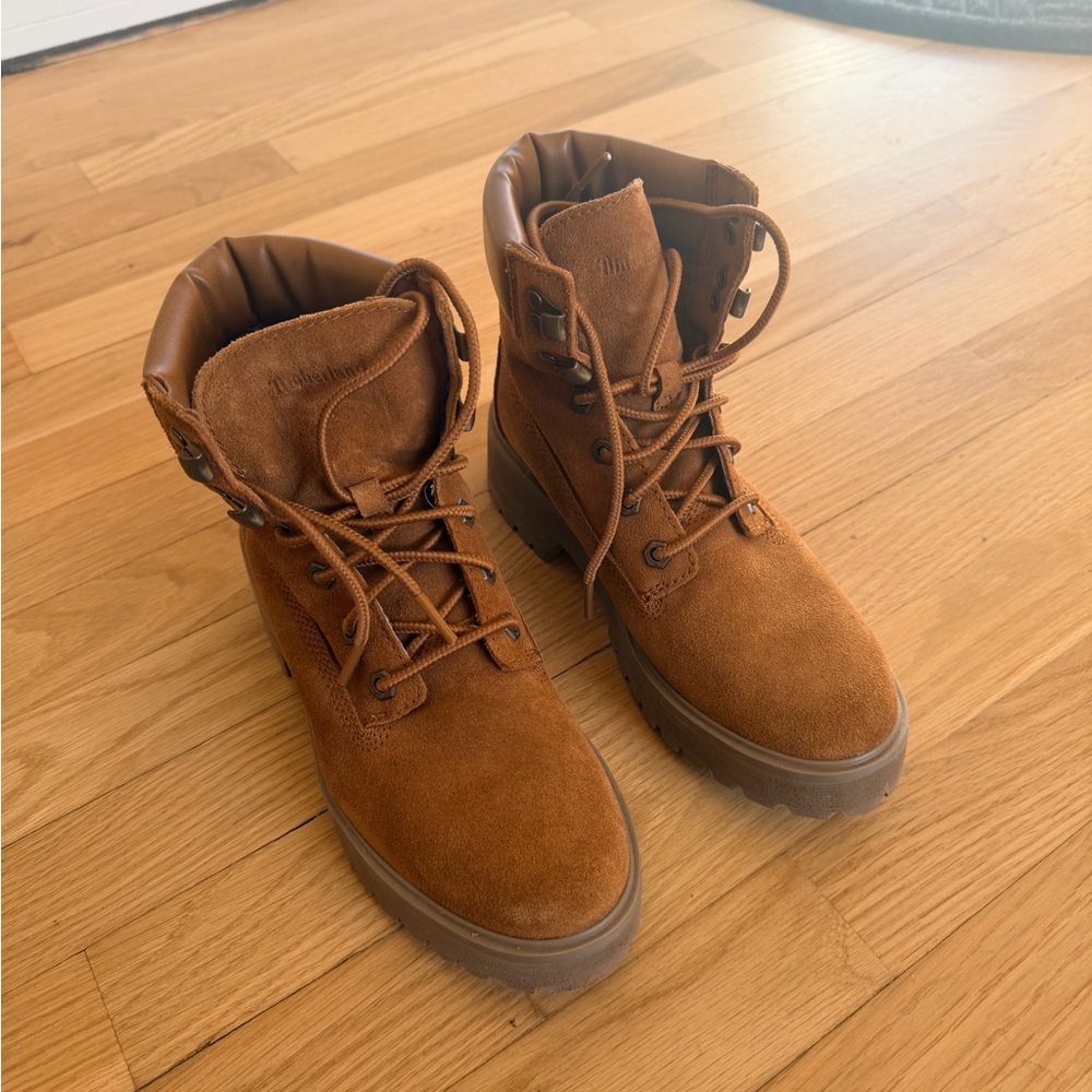 Brown Suede Women's Timberland Boots Size 6.5 GUC